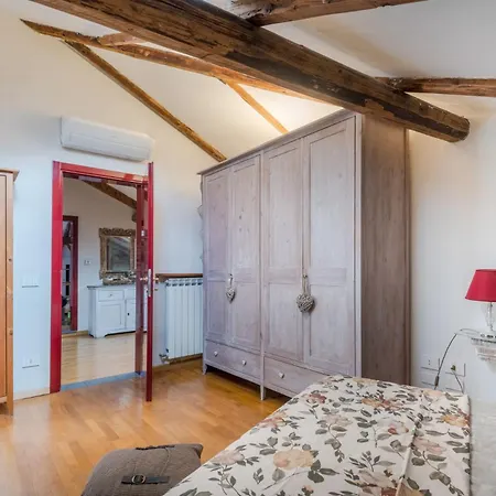 The Rooftop Penthouse With Elevator In * Lucca